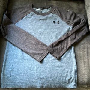 Under Armour Long sleeve boys shirt size 6